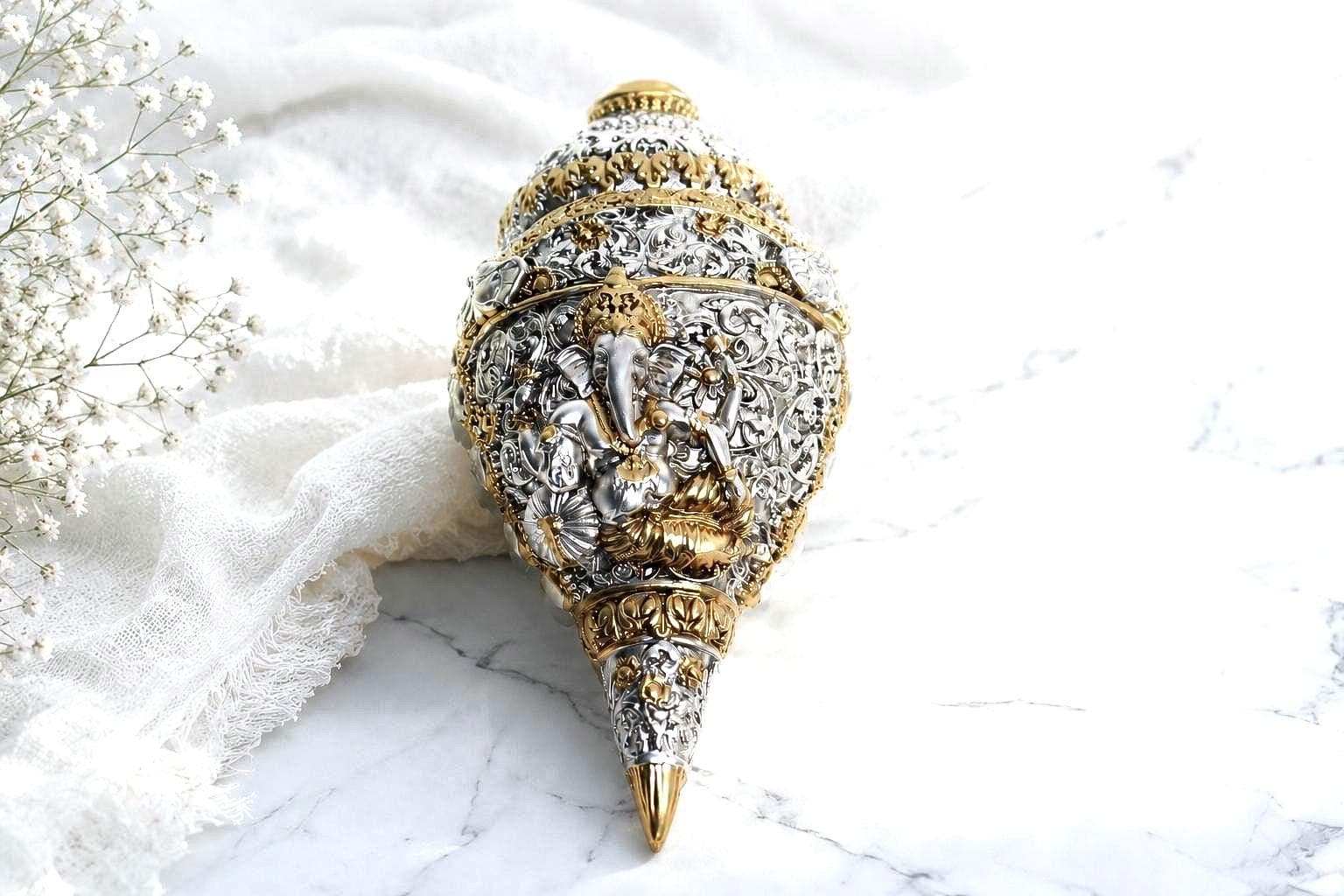 Decorative Spiritual Ganesh Shankh (Conch) for Prosperity-5inch