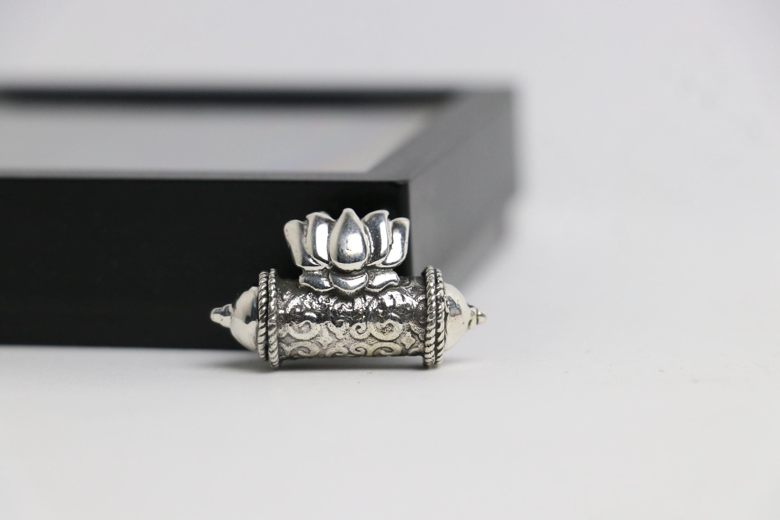 925 Sterling Silver Narsimha Kavacha Pendant - Divine Protection Narsimha Kawacha Amulet - Spiritual gift