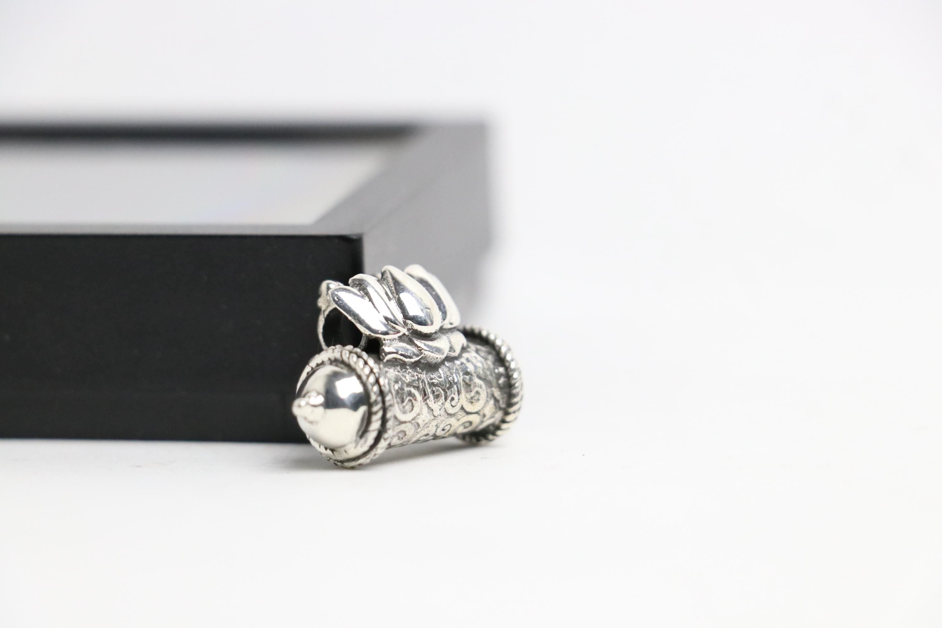925 Sterling Silver Narsimha Kavacha Pendant - Divine Protection Narsimha Kawacha Amulet - Spiritual gift
