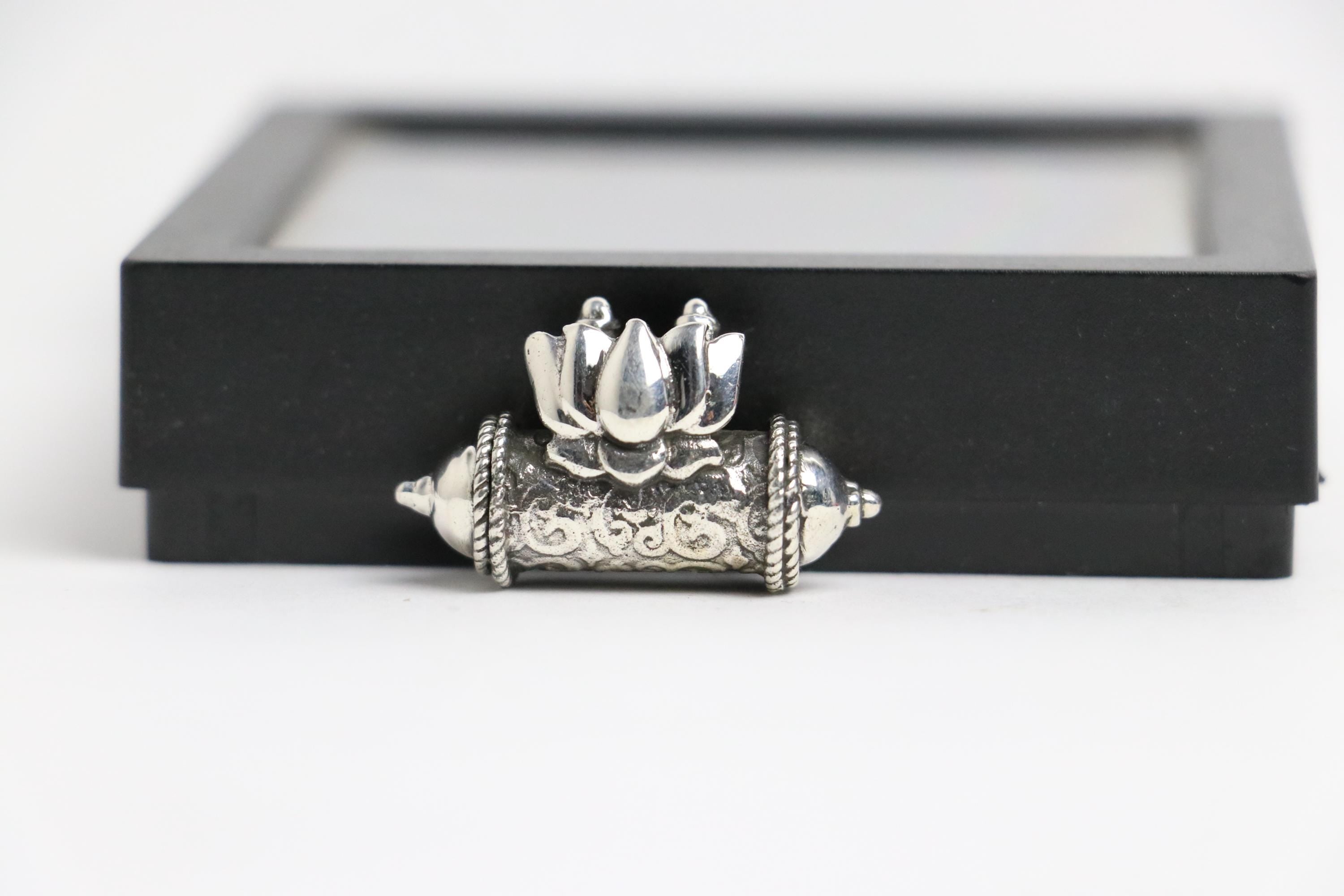 925 Sterling Silver Narsimha Kavacha Pendant - Divine Protection Narsimha Kawacha Amulet - Spiritual gift