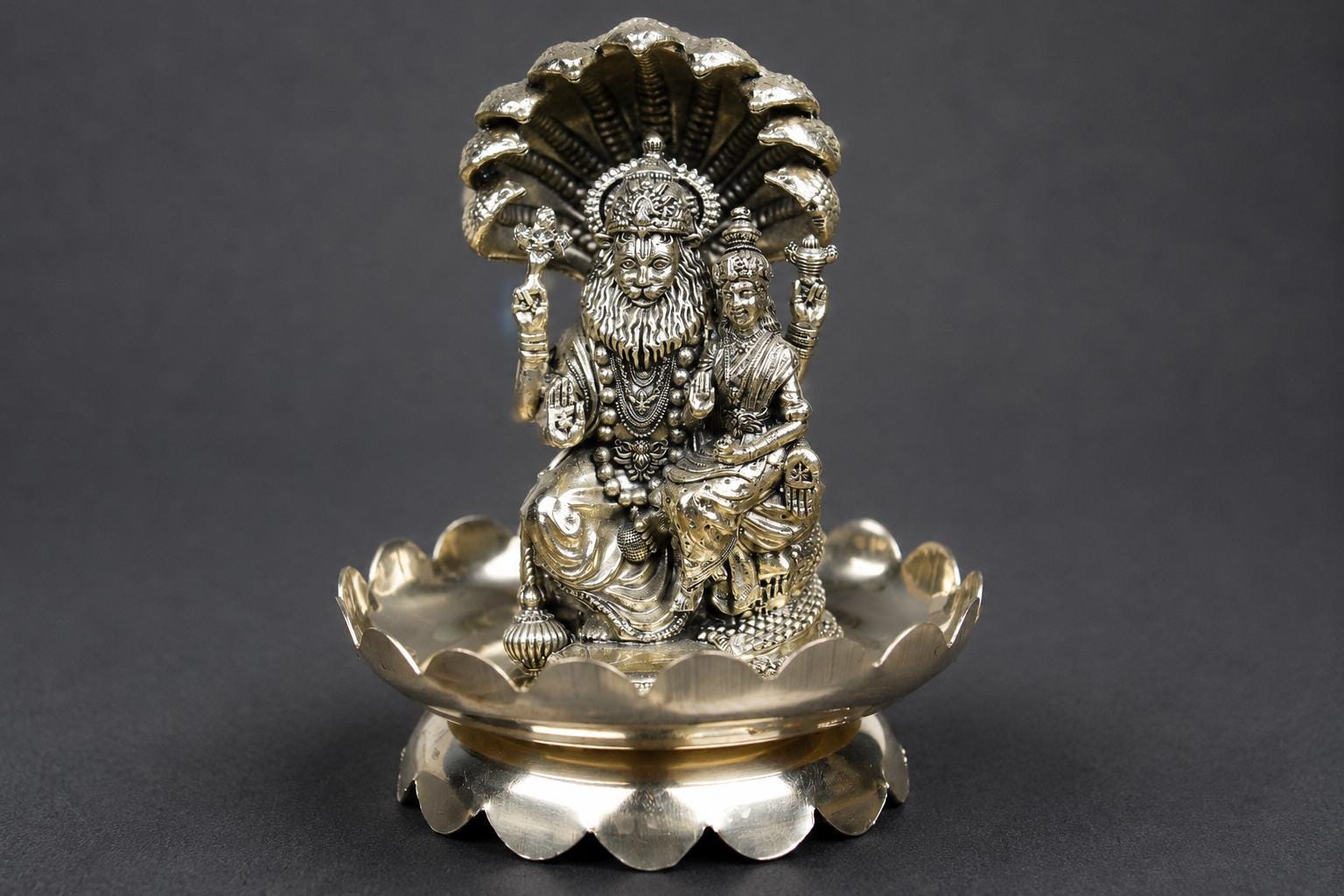 Brass Lakshmi Narasimha Statue With Sri Yantra Design Brass Plate 4inch - Puja Home Decor